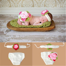 Load image into Gallery viewer, Baby Newborn Photography Props Dinosaur Costume Cartoon Knit Hat Pant Set Baby Newborn Photo Shoot Accessories
