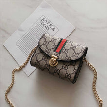 Load image into Gallery viewer, 3-12Y Baby Girls Bags Kids Children's New Fashion Wild Chain Princess Diagonal Cross Bag Children Portable Bucket Bag
